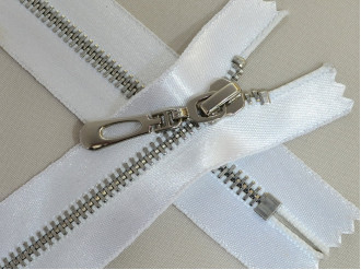 Молния металлическая Т5 на белой основе, никель, цена за 1шт (арт.9500)