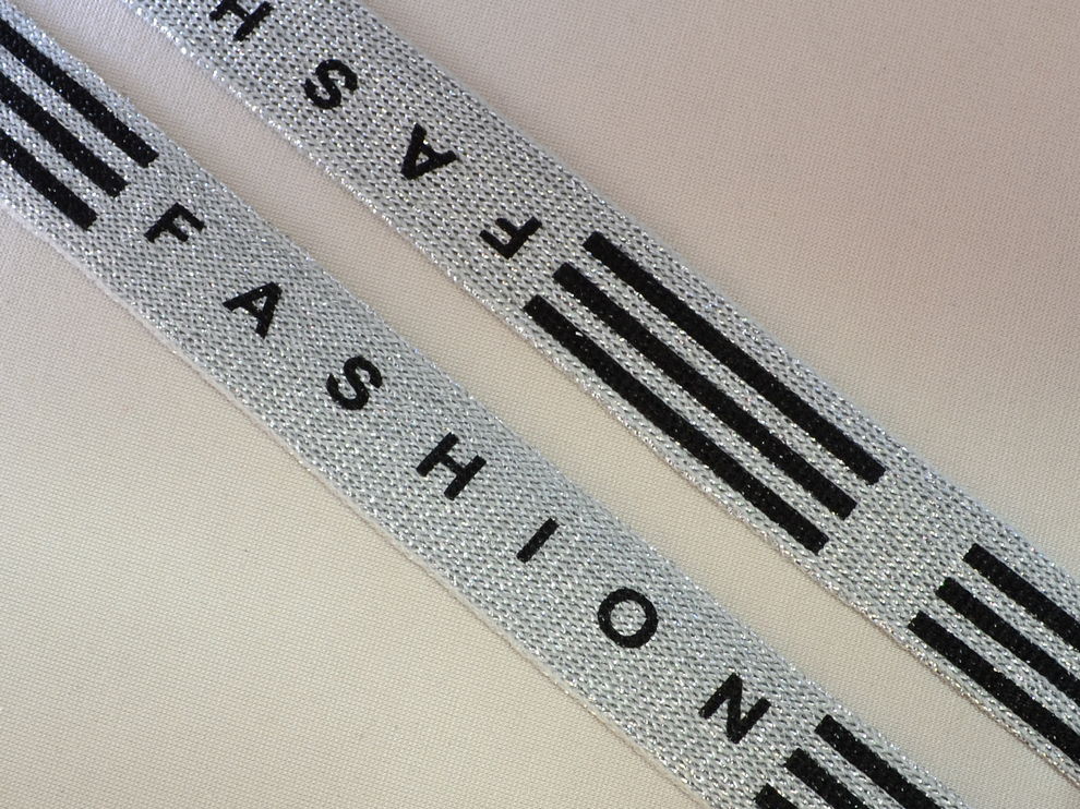 арт.15267 лампасы с принтом "Fashion", цена за 1 метр