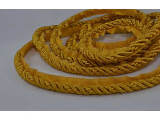 Кант мебельный, декоративный, золото, цена за 1 м (арт.5562 цв.9)