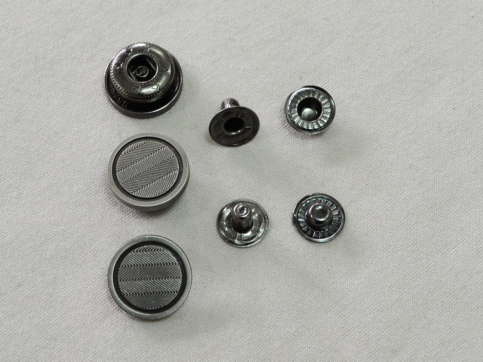 Кнопка установочная металлическая, никель, цена за 1 шт (арт.25274-n)