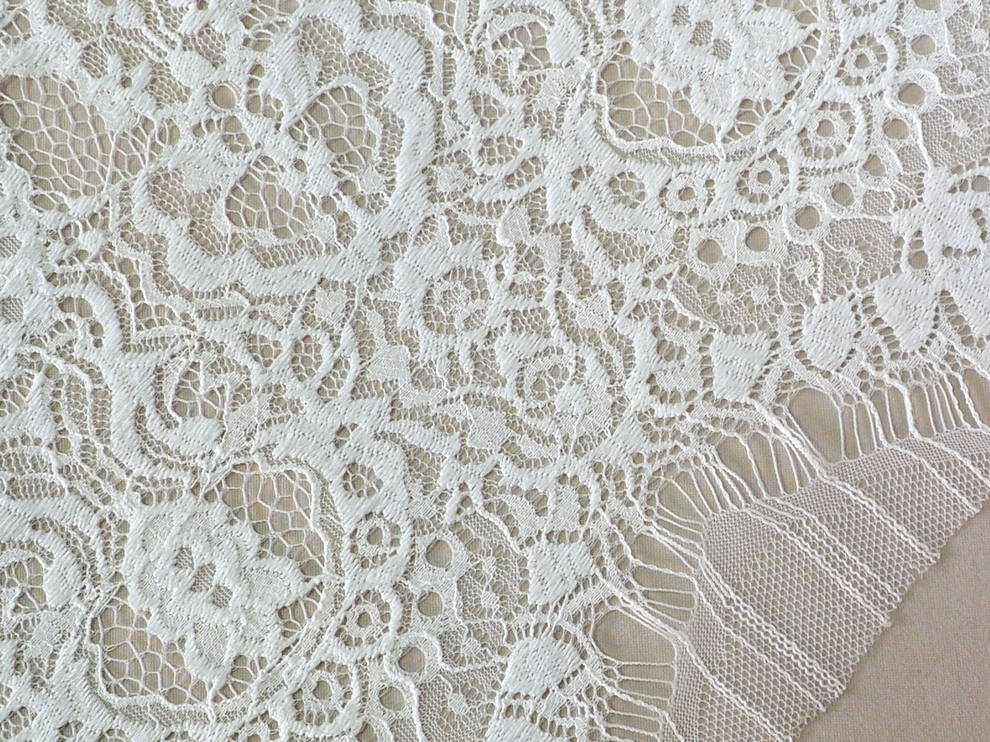 Кружево ажурное BAROCCO 150см*150см, цвет белый, цена за 1 шт. (арт.11060)