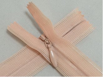 Потайная молния YKK, грязно-розовый, цена за 1 шт (арт.60-209)