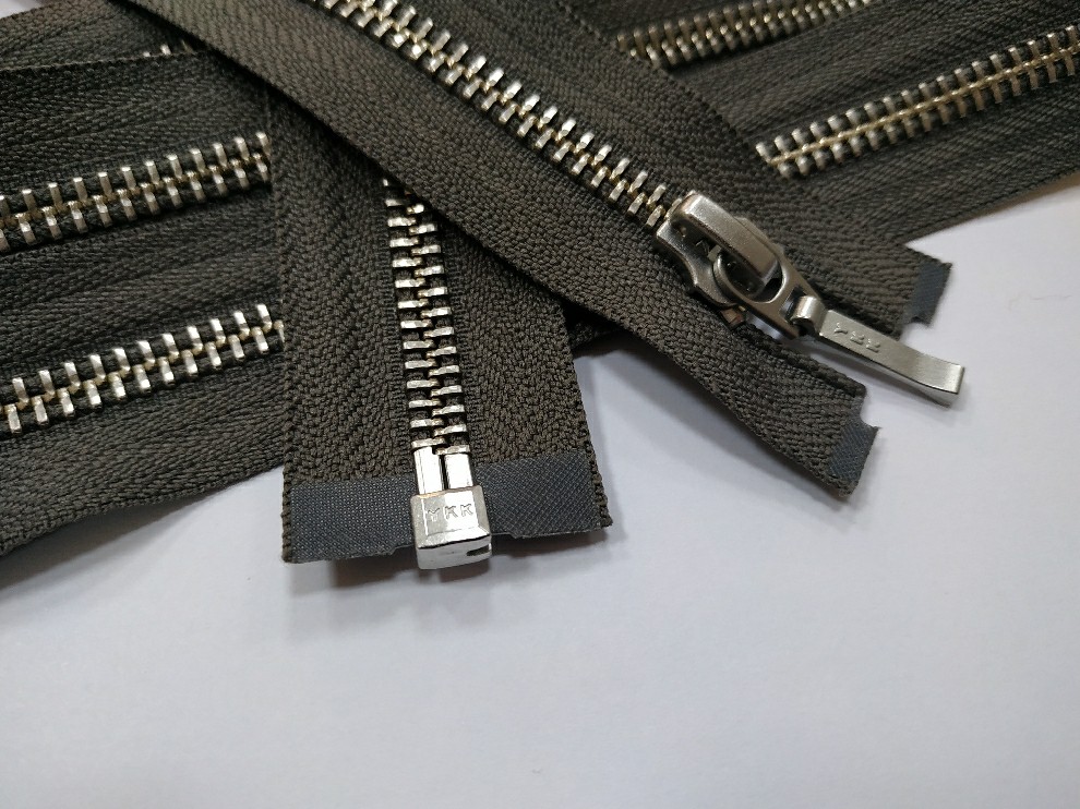 Металлическая молния никель YKK Т5, дымчатый, цена за 1 шт (арт.14-75-365-n)