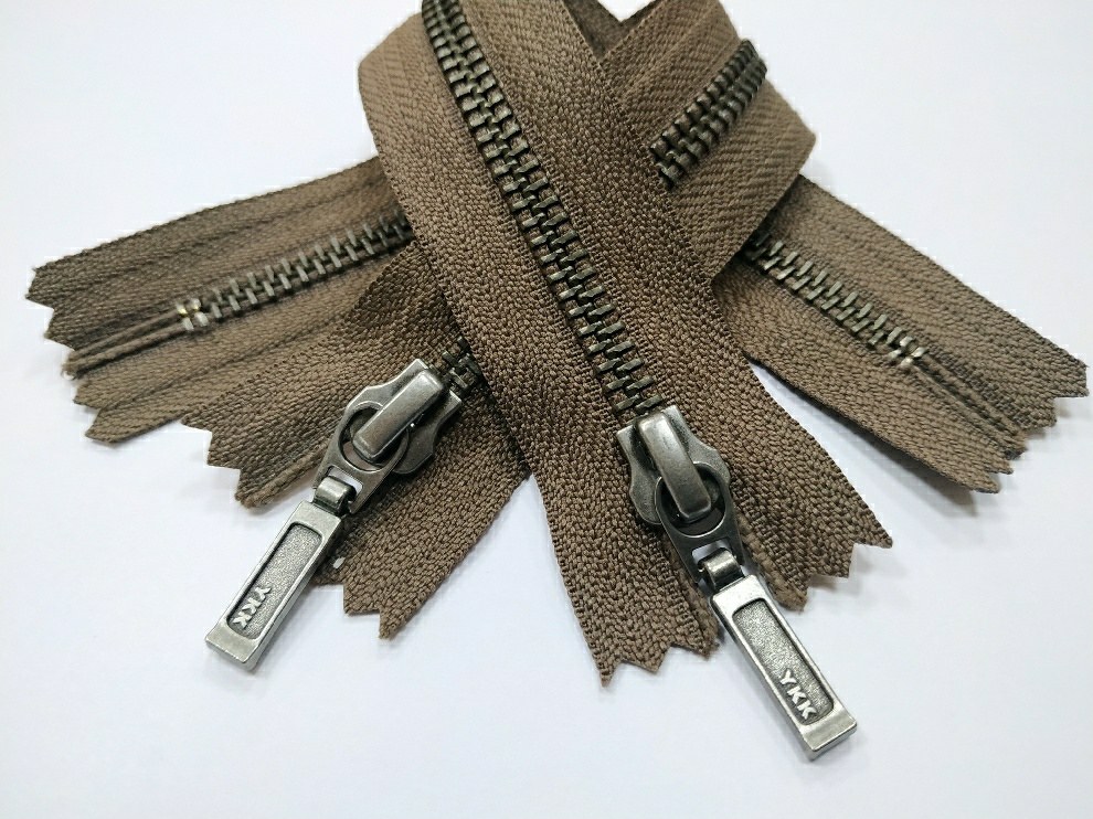 Металлическая молния тёмный никель YKK Т5, какао, цена за 1 шт (арт.14-18-569-bn)