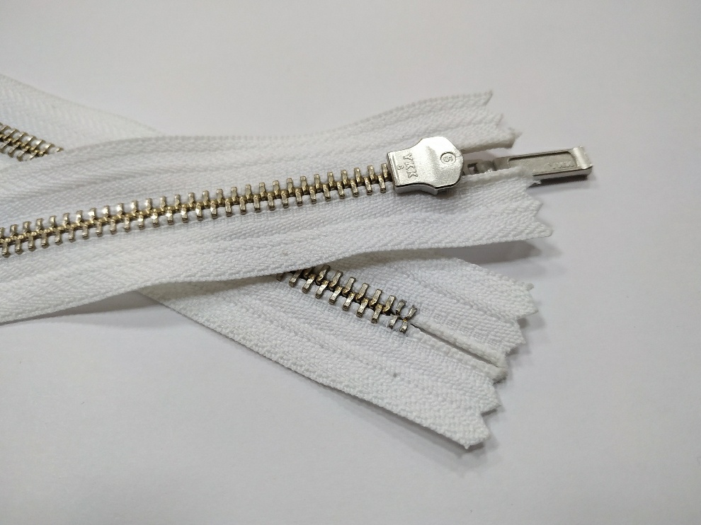 Металлическая молния никель YKK Т5, белый, цена за 1 шт (арт.14-501-n)