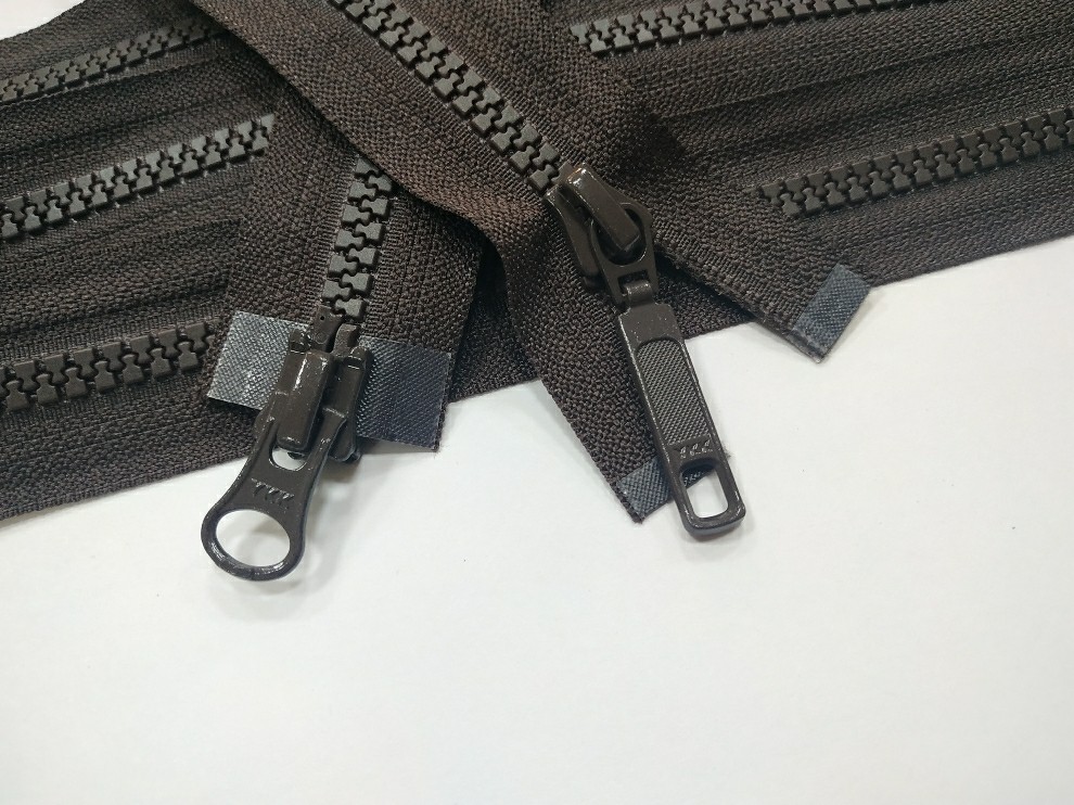 арт.17-570 YKK Т5 светло коричневая молния трактор