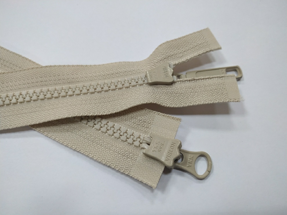 арт.17-572 YKK Т5 бежевая молния трактор