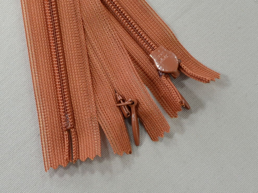 Потайная молния YKK, рыжий, цена за 1 шт (арт.60-856)