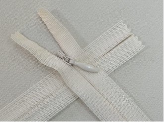 Потайна блискавка YKK, пудровий, ціна за 1 шт (арт.60-123)